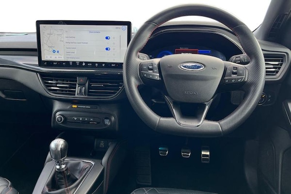Used Ford Focus 2023 for sale - 75822928: Photo 11
