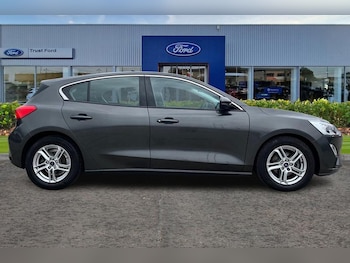 Used Ford Focus 2018 for sale - 75632710: Photo