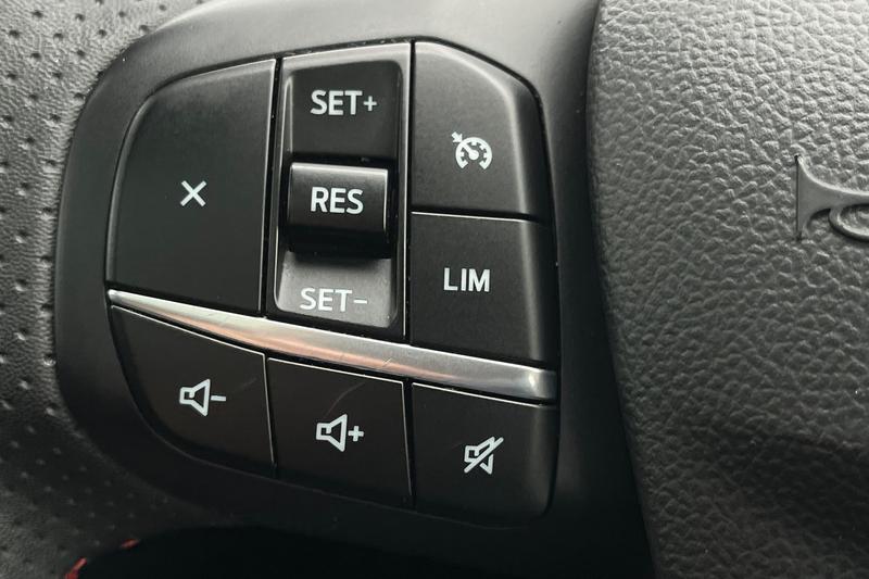 Used Ford Kuga 2023 for sale - 76046598: Photo 25