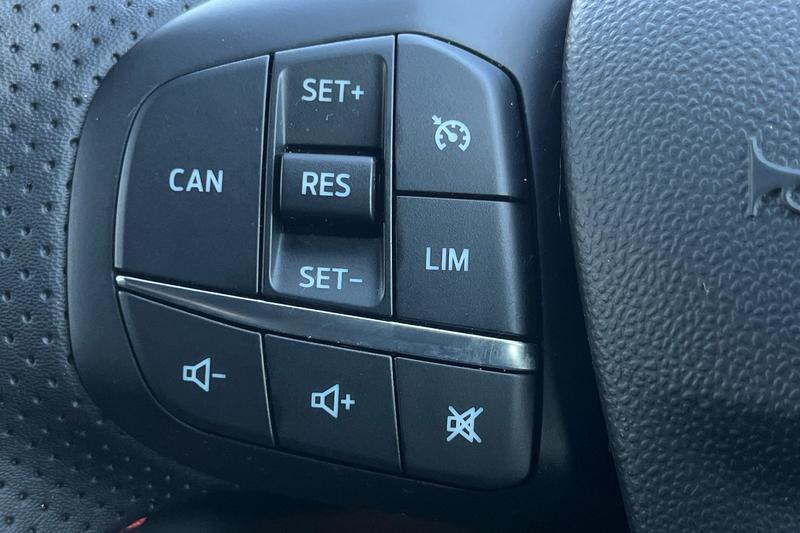 Used Ford Fiesta 2023 for sale - 77935039: Photo 25