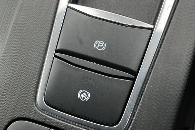 Used Ford Kuga 2023 for sale - 77665638: Photo 33