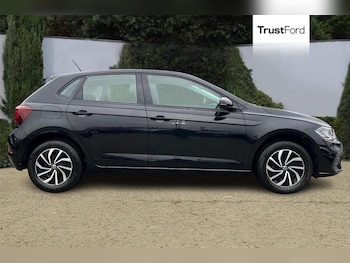 Used Volkswagen Polo 2022 for sale - 77025910: Photo