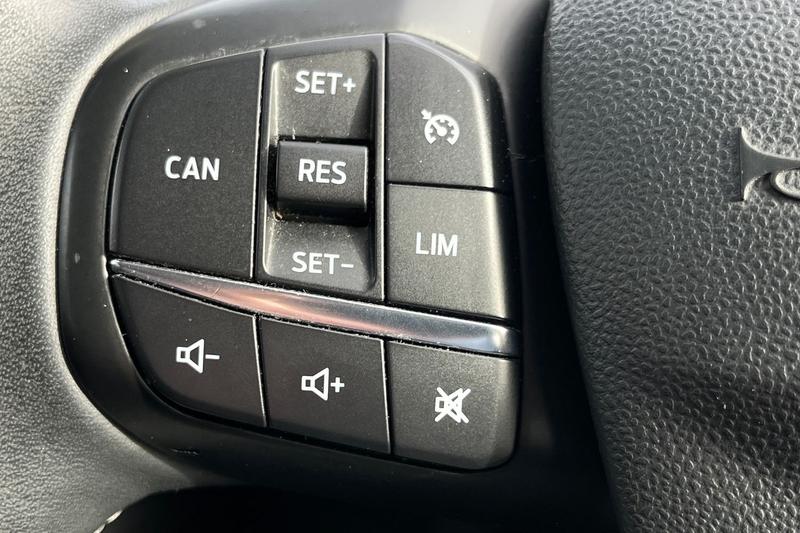 Used Ford Fiesta 2019 for sale - 77989051: Photo 25