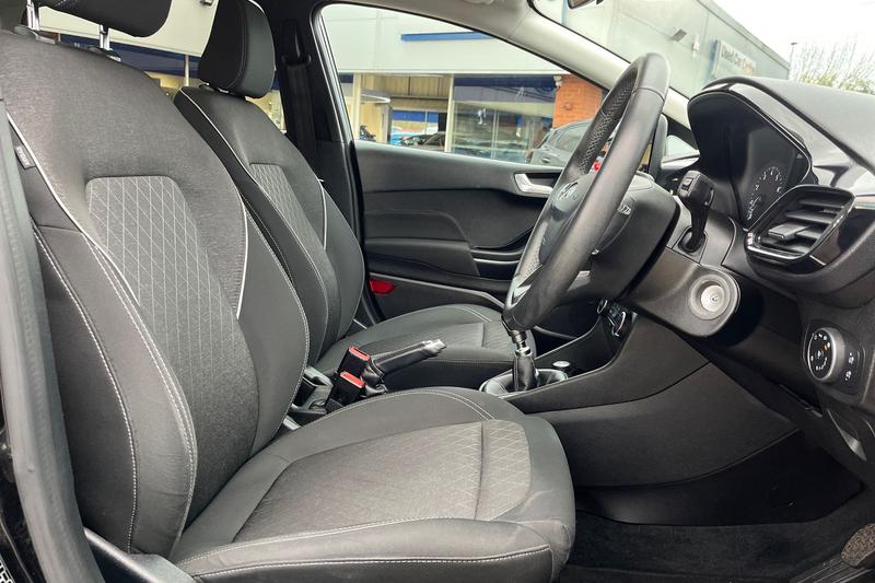 Used Ford Fiesta 2018 for sale - 76703102: Photo 17