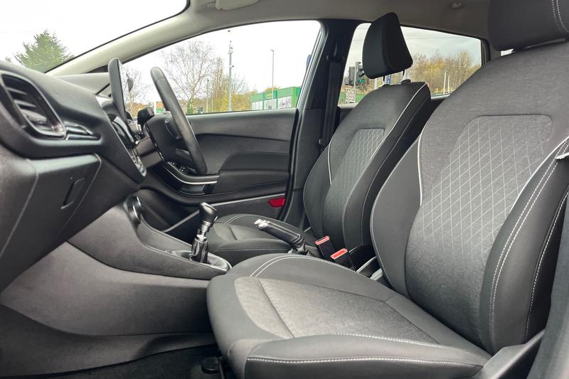 Used Ford Fiesta 2018 for sale - 76703102: Photo 19