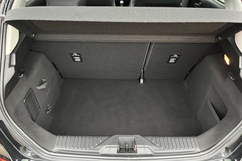 Used Ford Fiesta 2018 for sale - 76703102: Photo 21