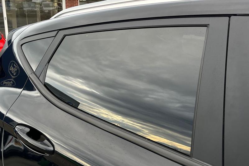 Used Ford Fiesta 2018 for sale - 76703102: Photo 39