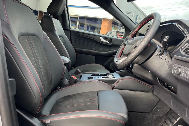 Used Ford Kuga 2025 for sale - 76908762: Photo 17