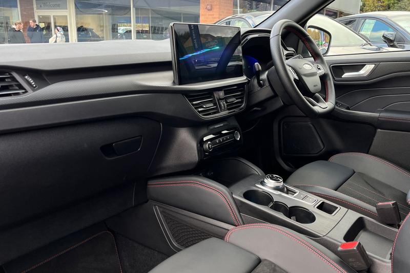 Used Ford Kuga 2025 for sale - 76908762: Photo 18