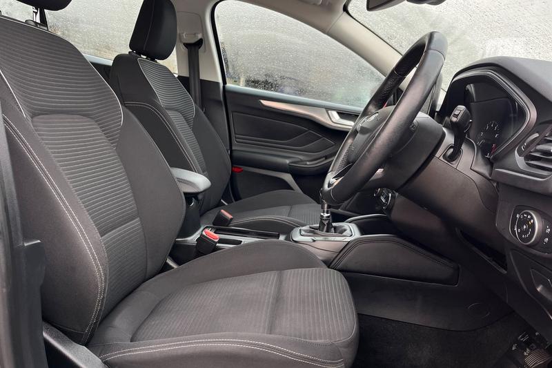 Used Ford Focus for sale - 76826239: Photo 17