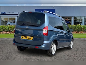 Used Ford Tourneo Courier 2019 for sale - 75428524: Photo