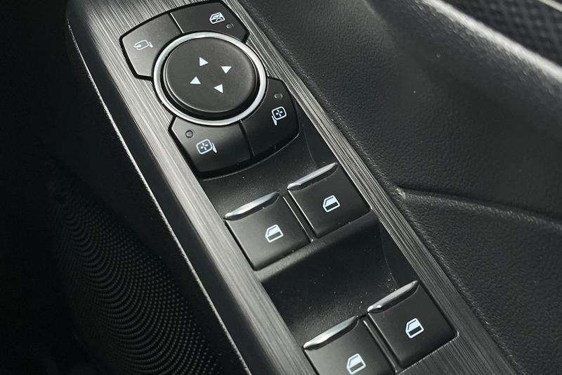 Used Ford Kuga 2022 for sale - 76480535: Photo 16