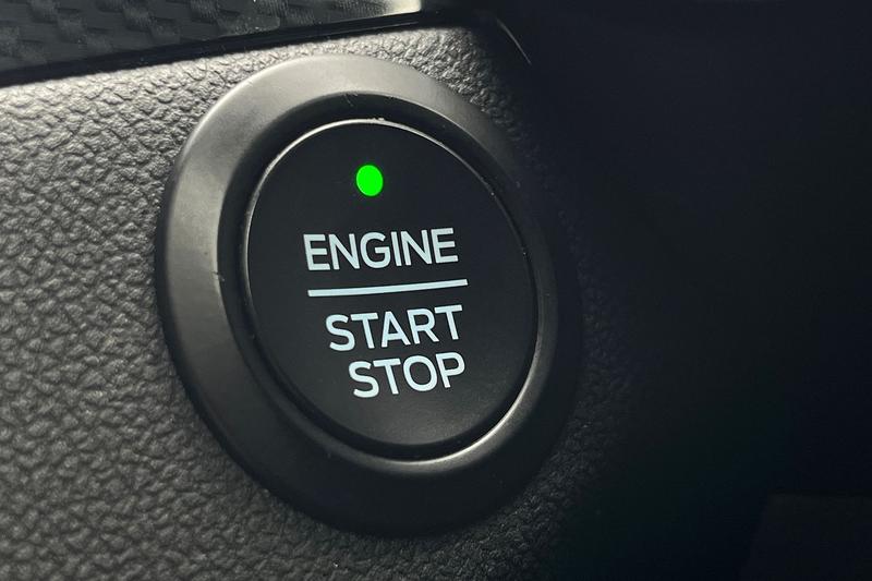 Used Ford Kuga 2022 for sale - 76641103: Photo 31