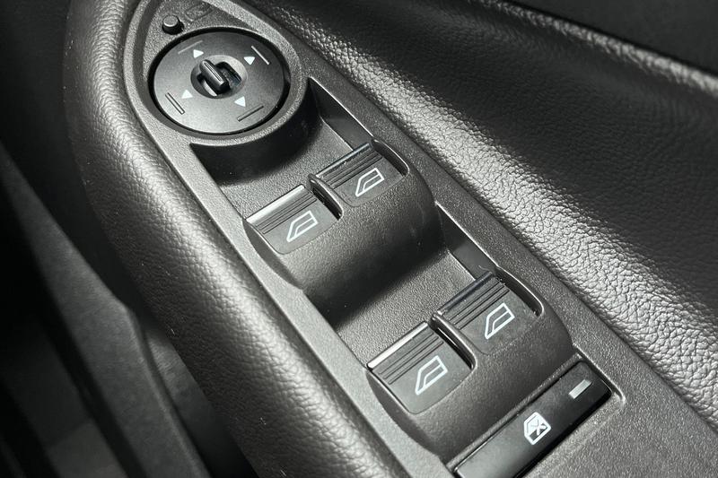 Used Ford Kuga 2017 for sale - 76766911: Photo 16