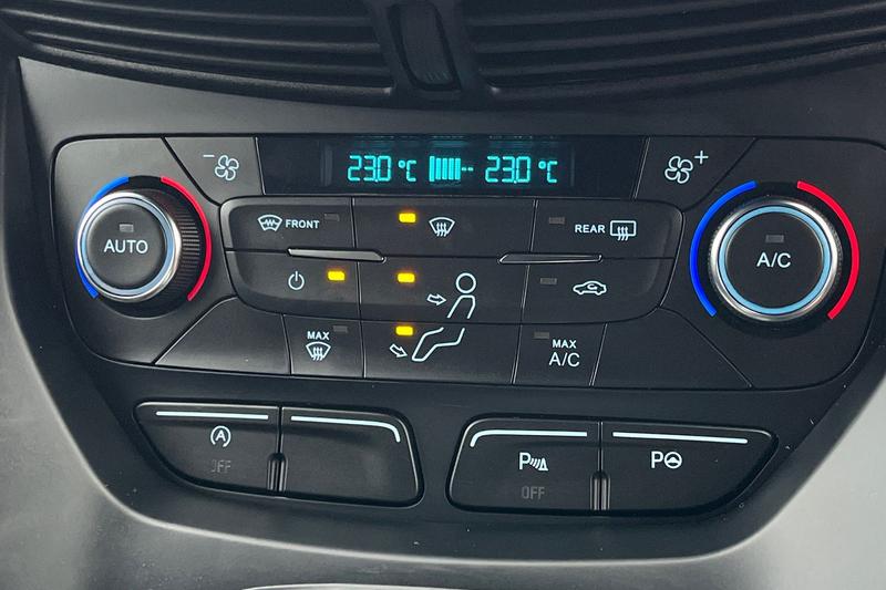 Used Ford Kuga 2017 for sale - 76766911: Photo 31