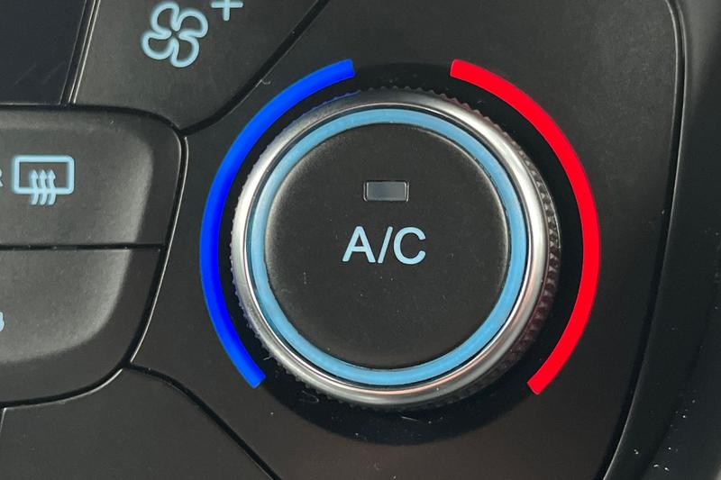 Used Ford Kuga 2017 for sale - 76766911: Photo 32