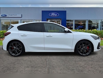Used Ford Focus 2023 for sale - 75632696: Photo