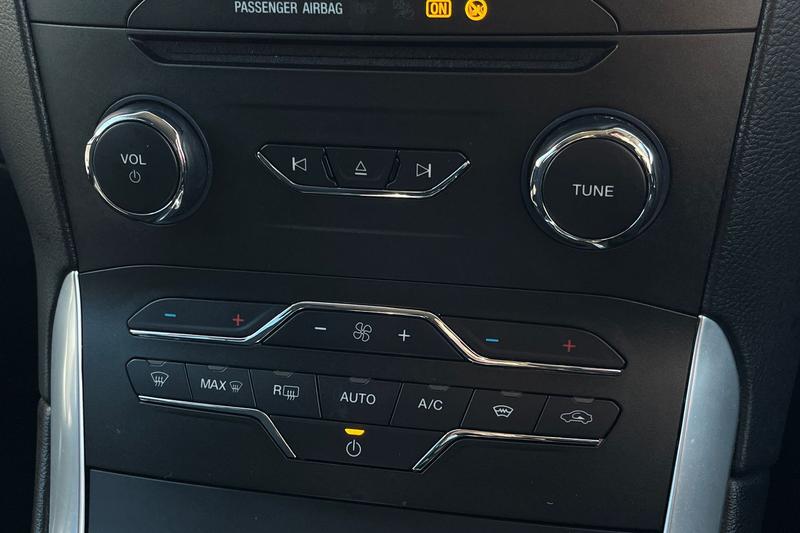 Used Ford S-Max 2023 for sale - 77918704: Photo 31