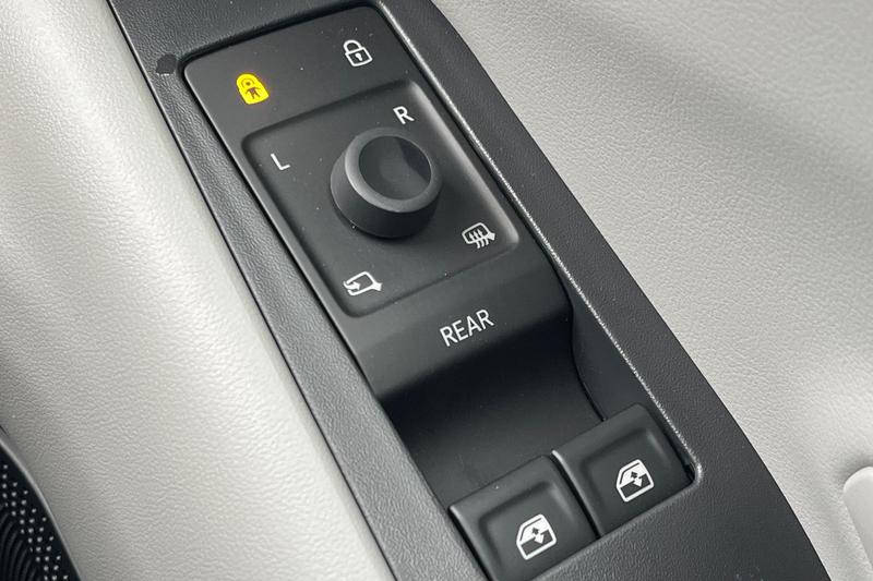 Used Ford Explorer 2025 for sale - 77350037: Photo 16