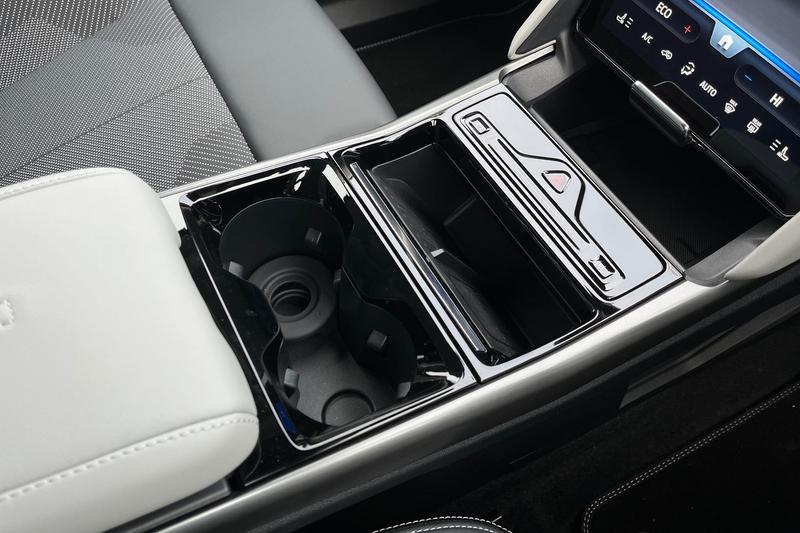 Used Ford Explorer 2025 for sale - 77350037: Photo 35