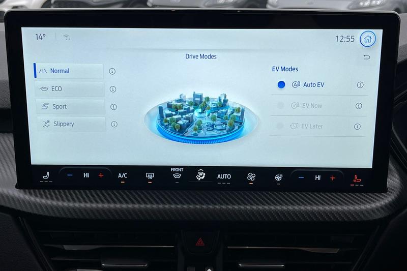 Used Ford Kuga 2025 for sale - 76908760: Photo 28