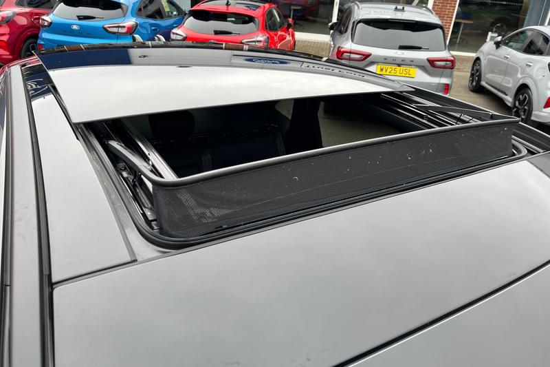 Used Ford Kuga 2025 for sale - 76908760: Photo 38