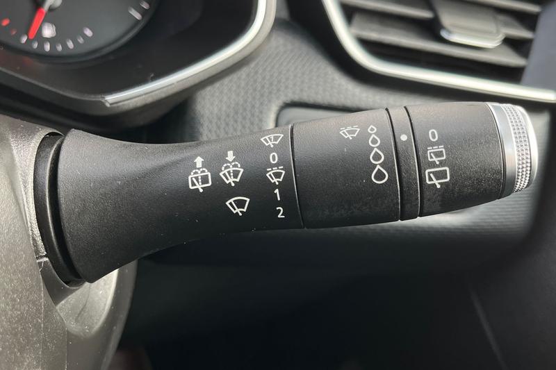 Used Renault Clio 2020 for sale - 77961894: Photo 15