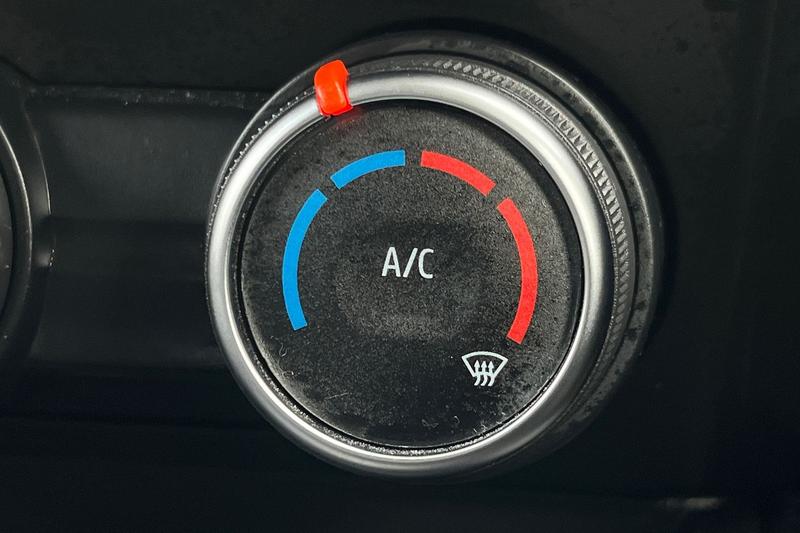 Used Renault Clio 2020 for sale - 77961894: Photo 35