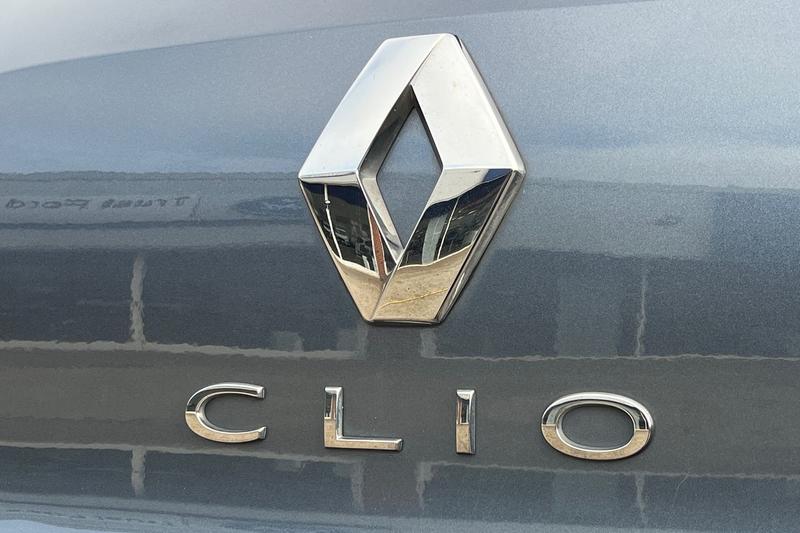 Used Renault Clio 2020 for sale - 77961894: Photo 40