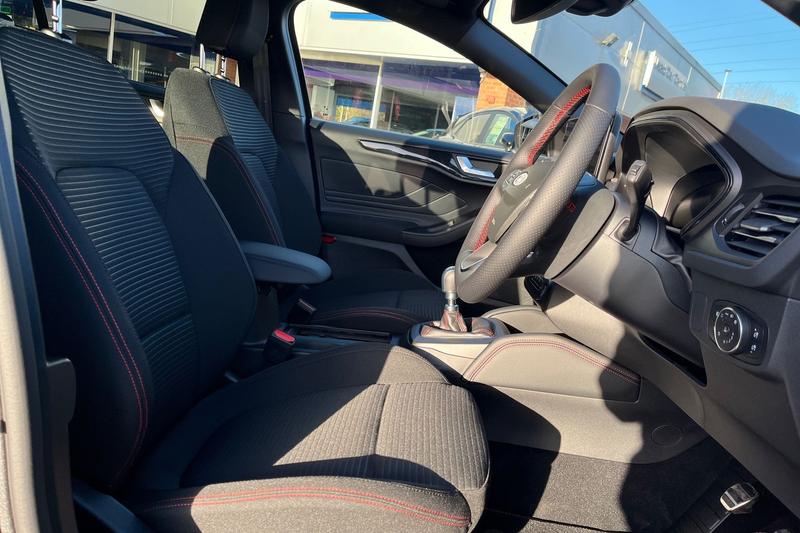 Used Ford Focus 2025 for sale - 77088205: Photo 17