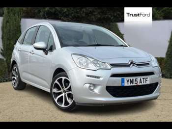 2015 - 1.2 PureTech Selection REAR PARKING SENSORS, AIR CONDITIONING! Manual 5-Door