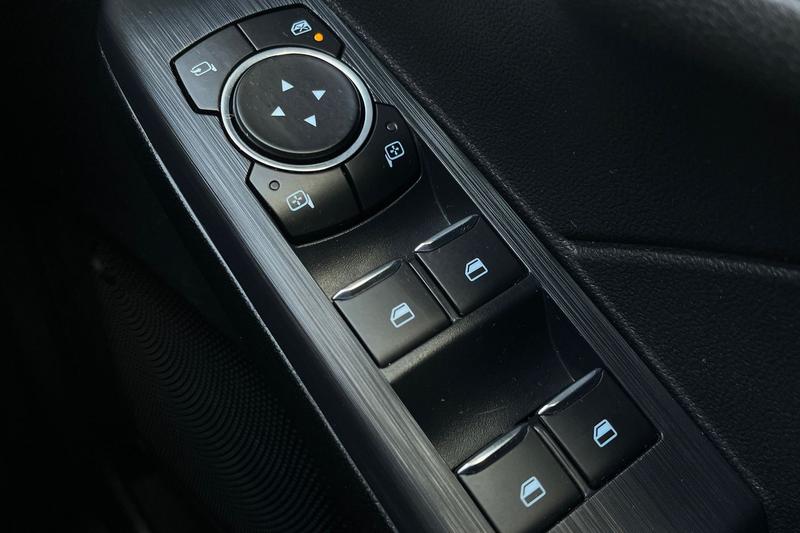 Used Ford Kuga 2025 for sale - 76908755: Photo 16