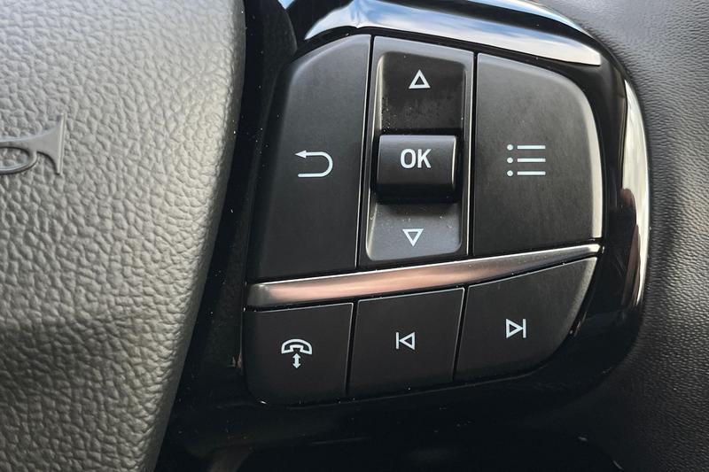 Used Ford Kuga 2025 for sale - 76908755: Photo 24