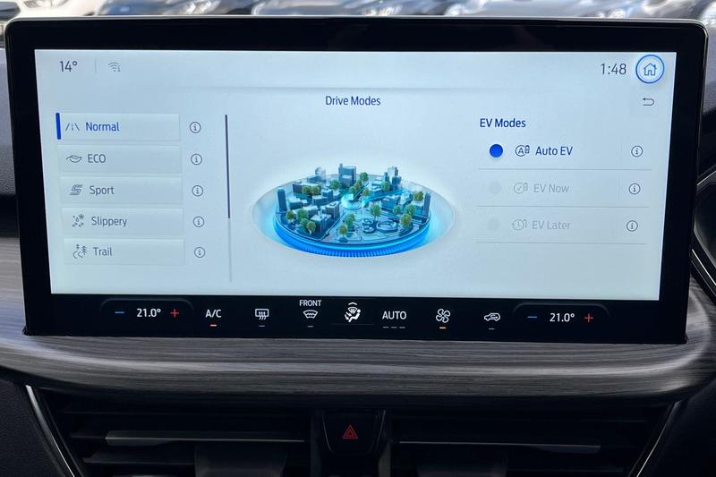 Used Ford Kuga 2025 for sale - 76908755: Photo 28