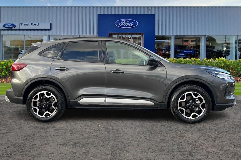 Used Ford Kuga 2025 for sale - 76908755: Photo 3