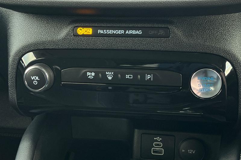 Used Ford Kuga 2025 for sale - 76908755: Photo 32