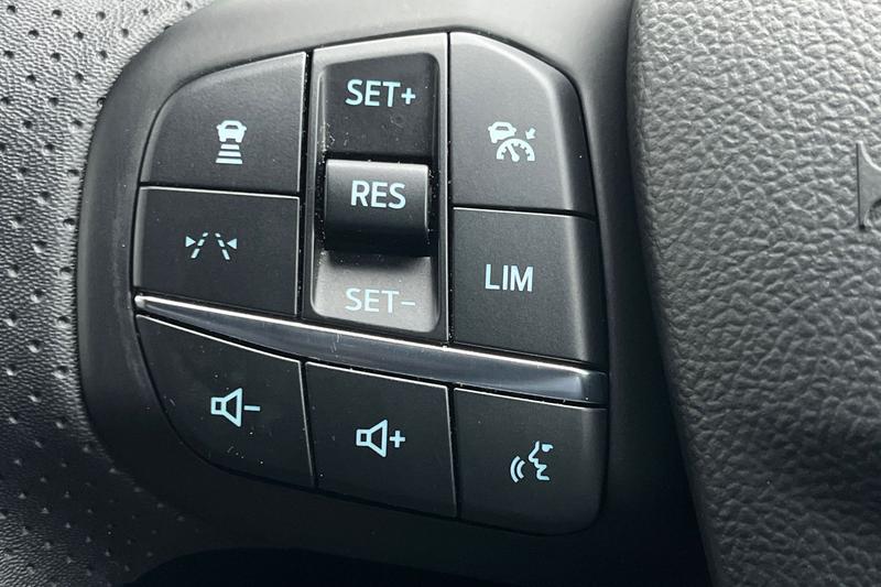 Used Ford Kuga 2025 for sale - 77619999: Photo 25