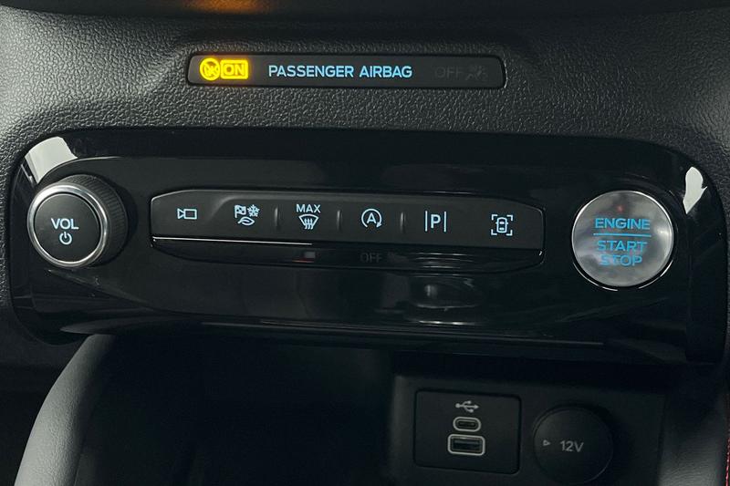 Used Ford Kuga 2025 for sale - 77619999: Photo 33