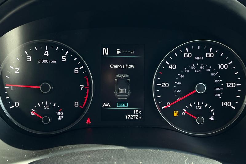 Used Kia Stonic 2022 for sale - 76703095: Photo 13