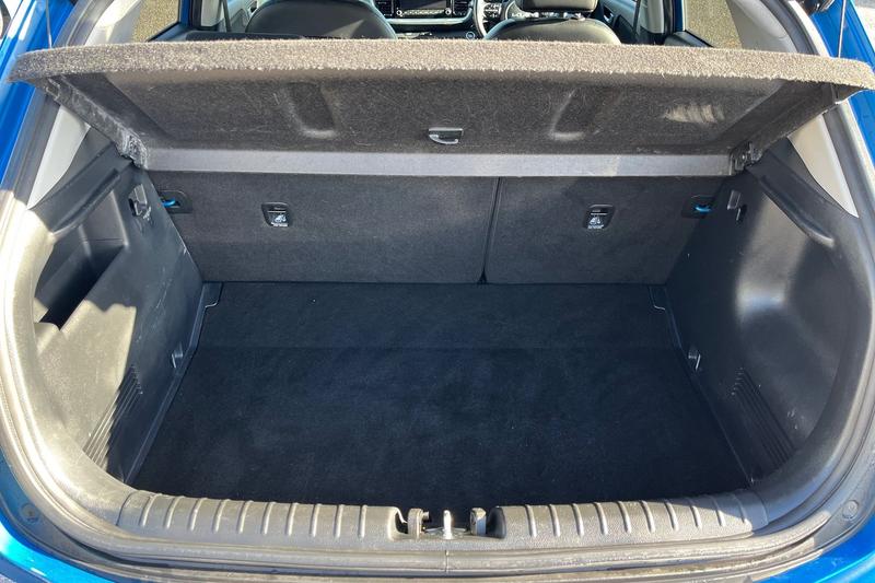 Used Kia Stonic 2022 for sale - 76703095: Photo 21