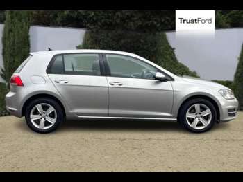 Used Volkswagen Golf 2016 for sale - 74812147: Photo