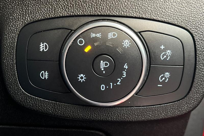 Used Ford Fiesta 2018 for sale - 76568472: Photo 23