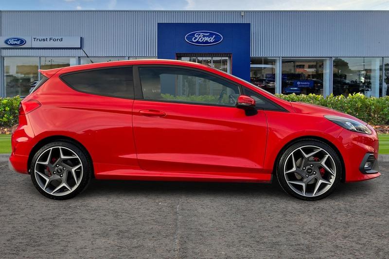 Used Ford Fiesta 2018 for sale - 76568472: Photo 3