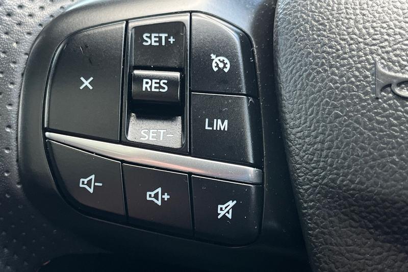 Used Ford Kuga 2021 for sale - 76685056: Photo 25