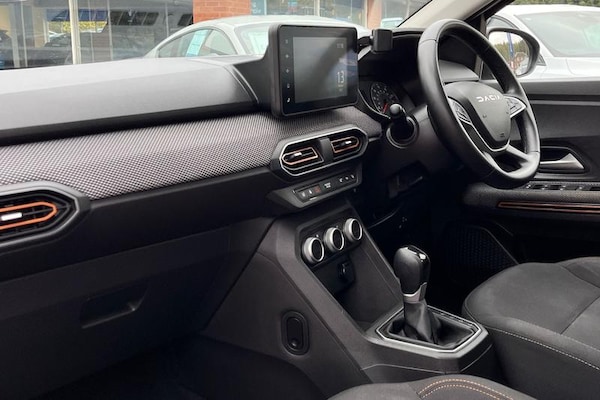 Used Dacia Sandero Stepway 2023 for sale - 76255431: Photo 18