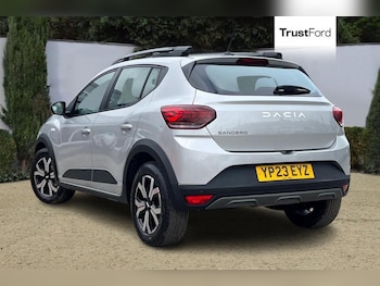 Used Dacia Sandero Stepway 2023 for sale - 76255431: Photo 2