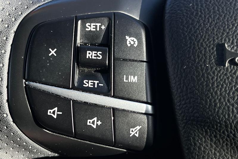 Used Ford Kuga 2023 for sale - 76710236: Photo 25