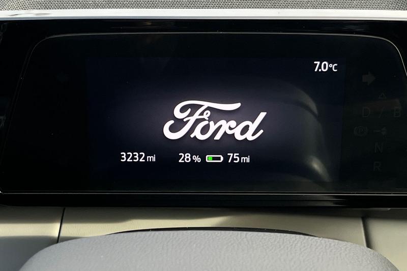 Used Ford Explorer 2025 for sale - 76931292: Photo 13