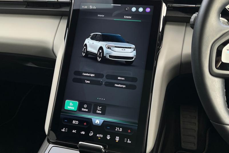 Used Ford Explorer 2025 for sale - 76931292: Photo 31