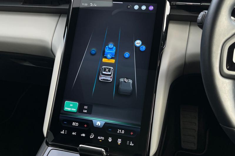 Used Ford Explorer 2025 for sale - 76931292: Photo 32